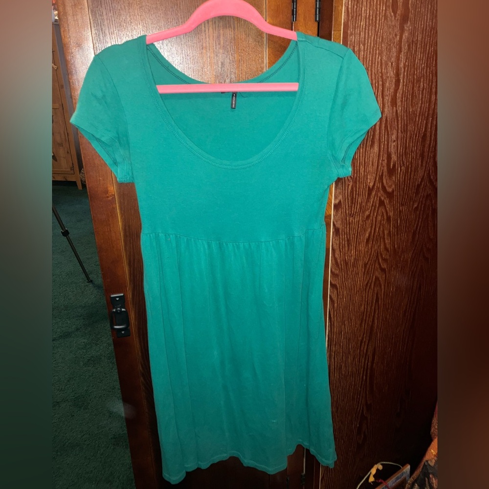 Women’s daisy fuentes moda Green Short Sleeve Very Comfy Dress Indonesia Made